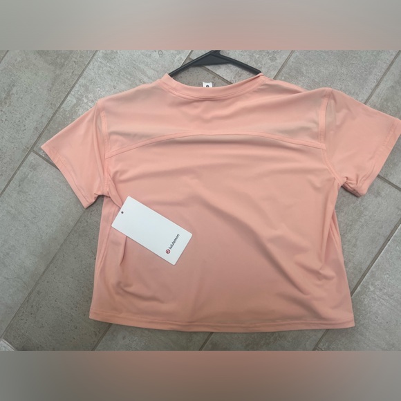 Brand new with tags! Peach Lululemon lightweight tennis tee - Picture 4 of 5